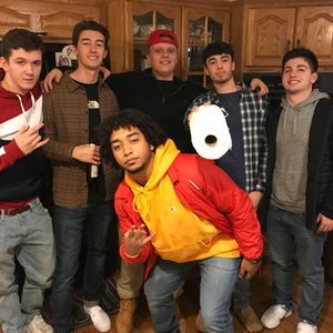 Meet your Posher, Sebastian